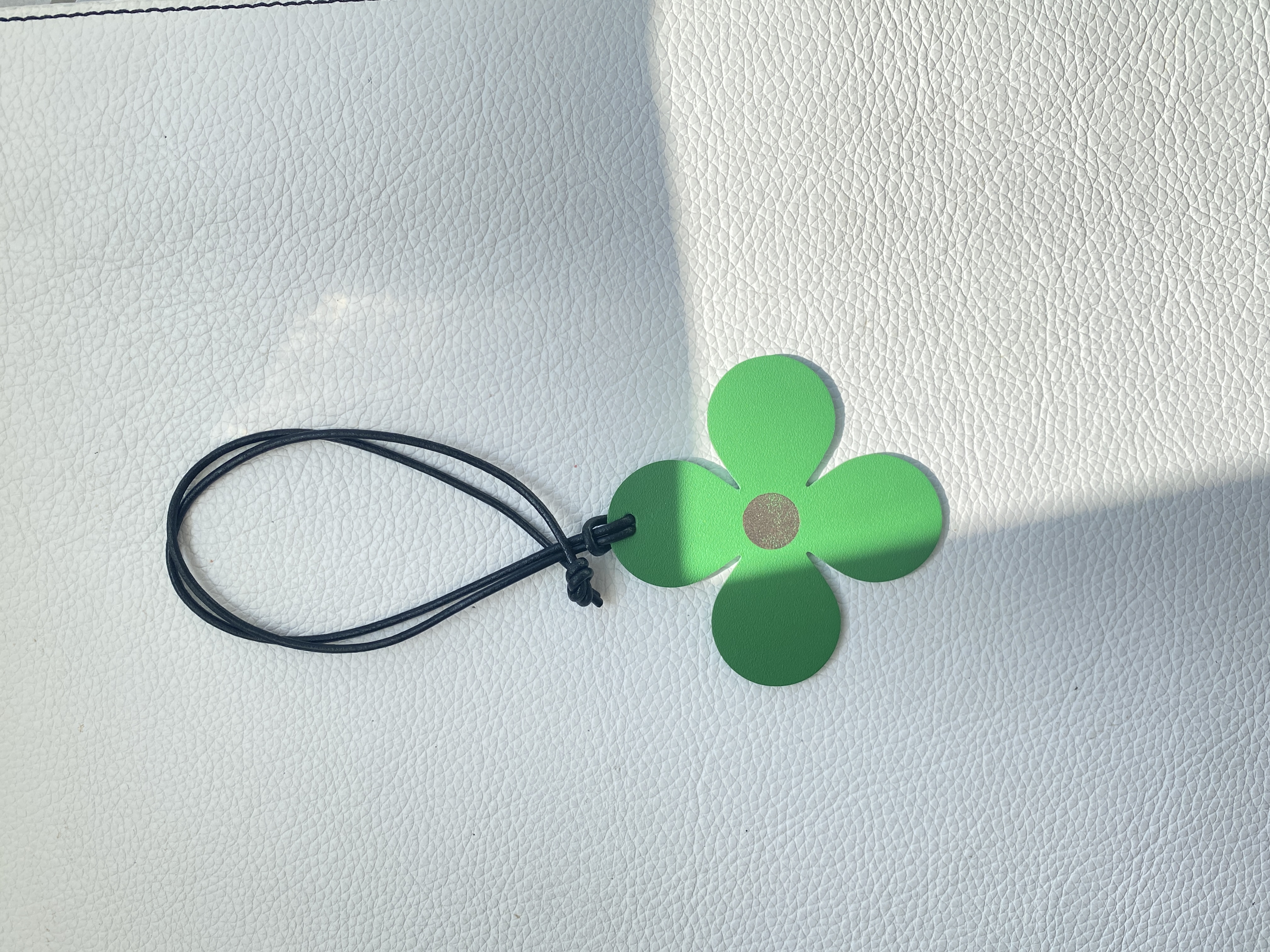 Clover Charm - Image 3