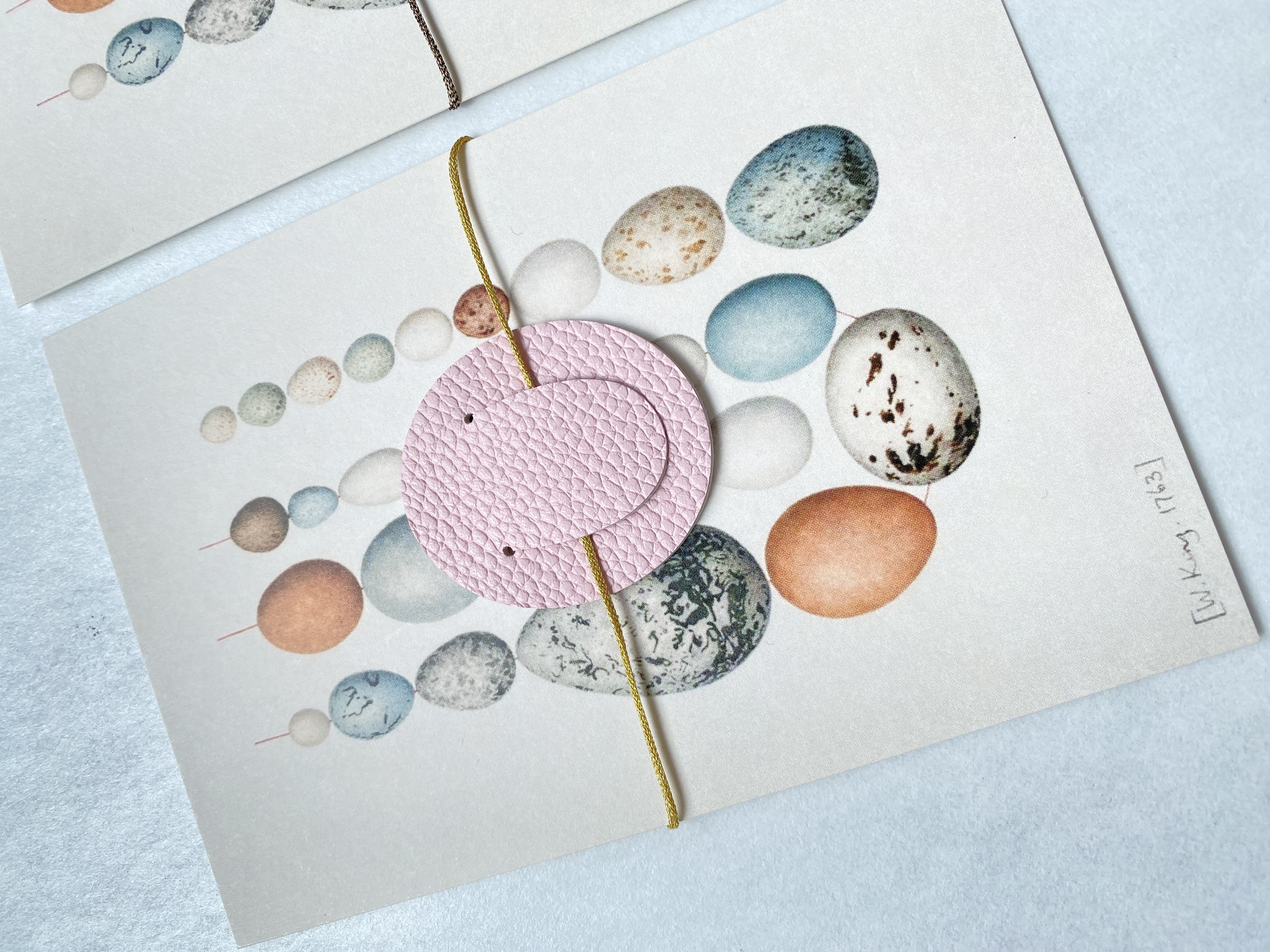 Egg bookmark - Image 3