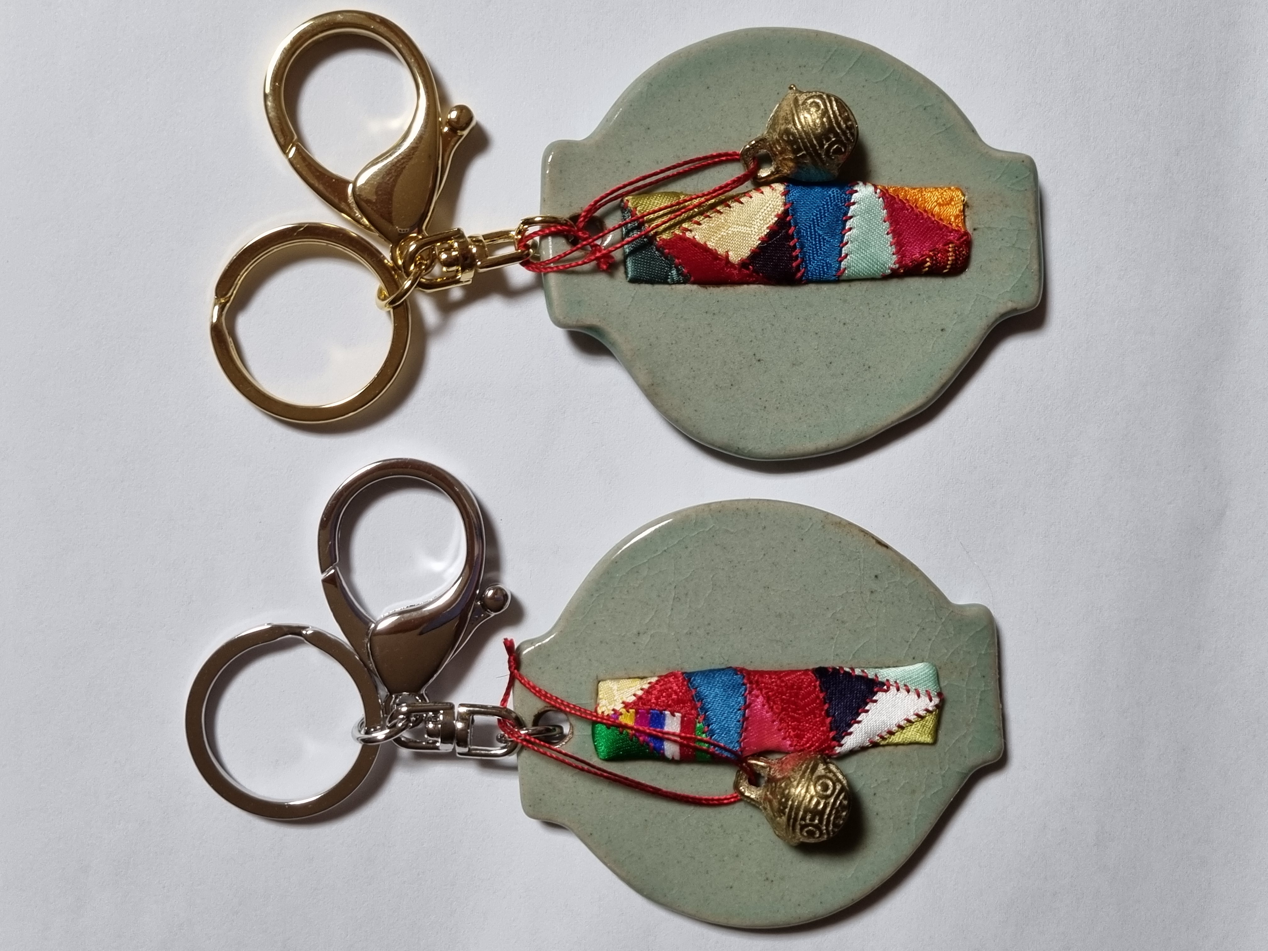 Celadon patchwork keyring - Image 3