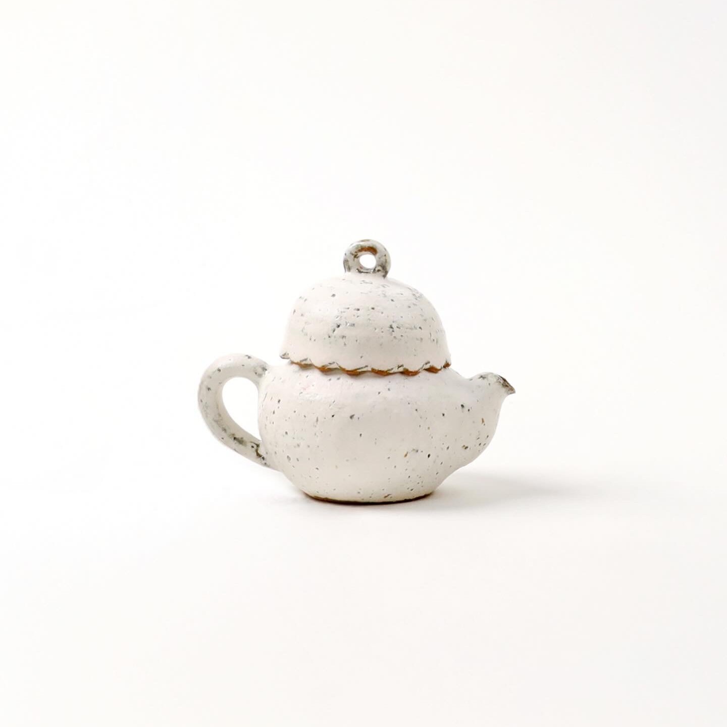 Cottage Snow Tea Pot