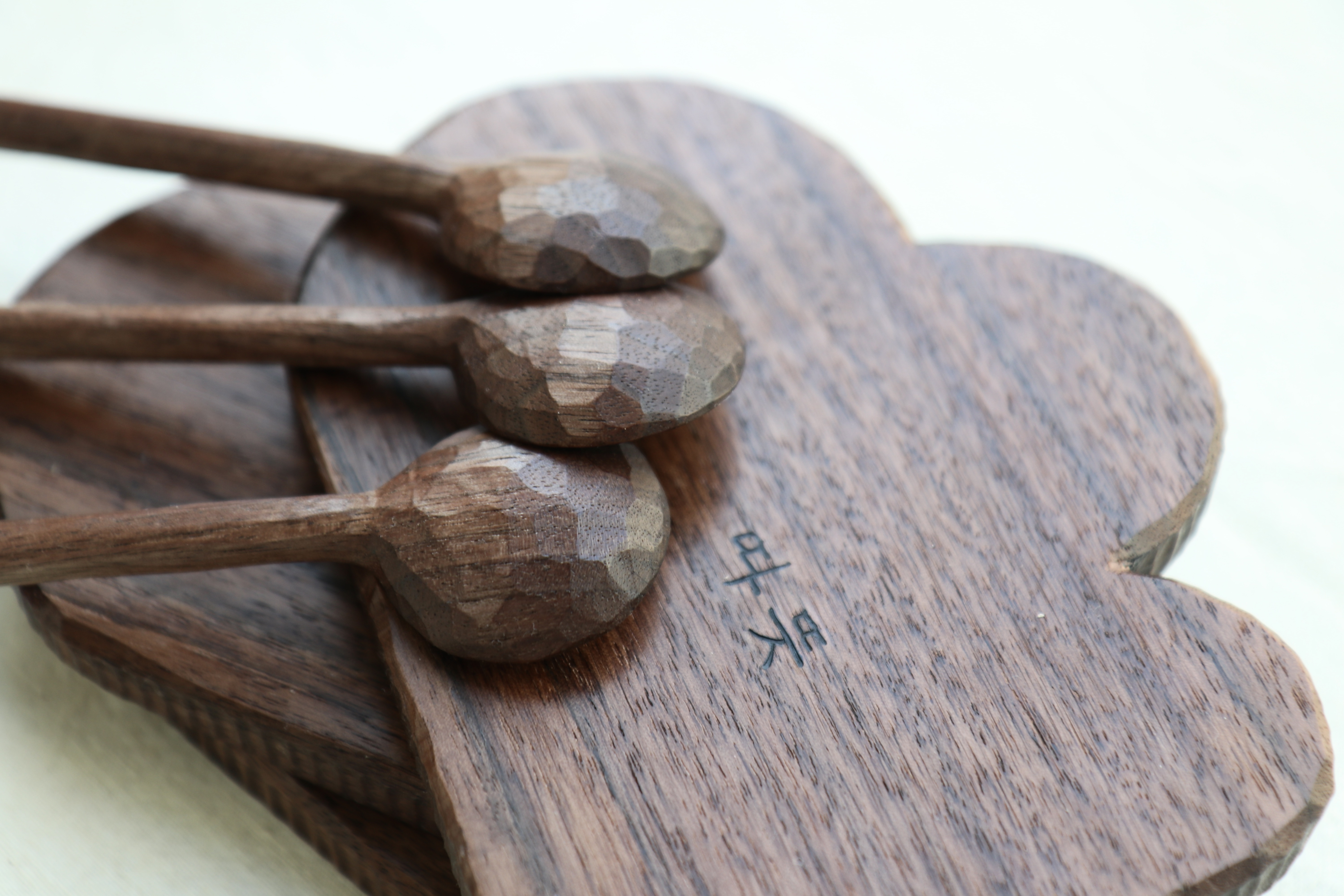 Walnut Chrysanthemum Long Muddler - Image 3