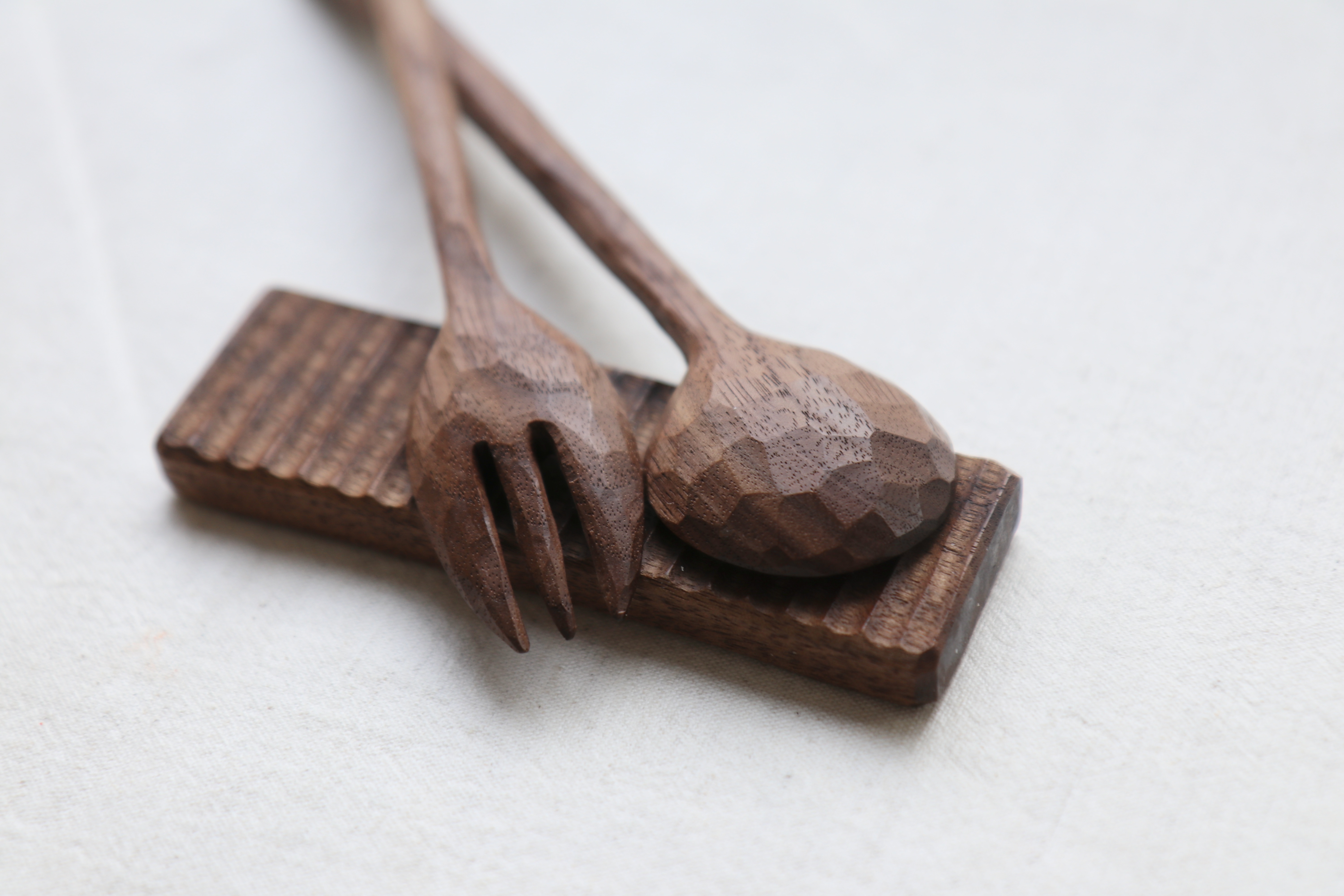 Walnut Tulip Fork - Image 4