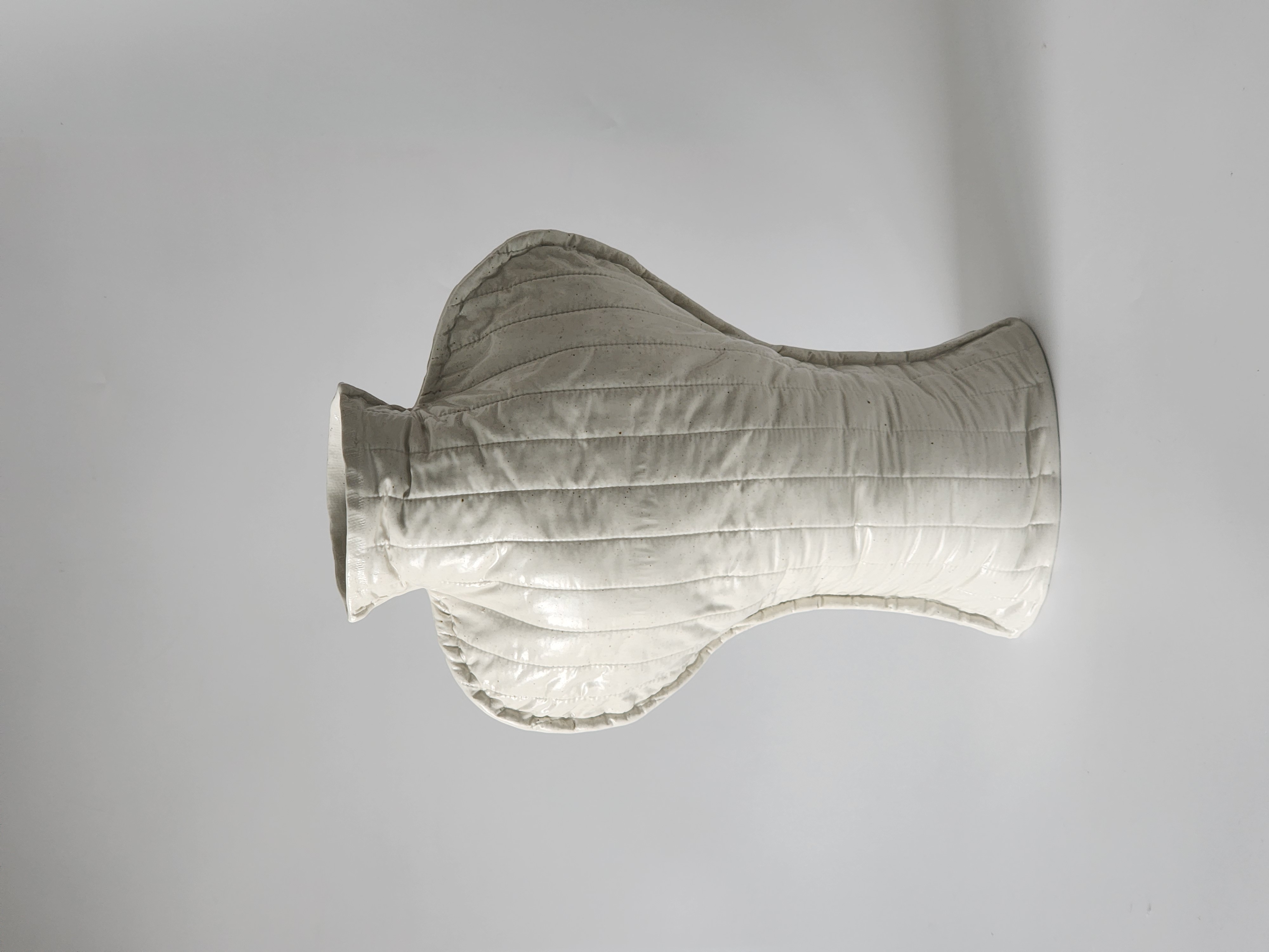 Lightweight padded jar - Image 1