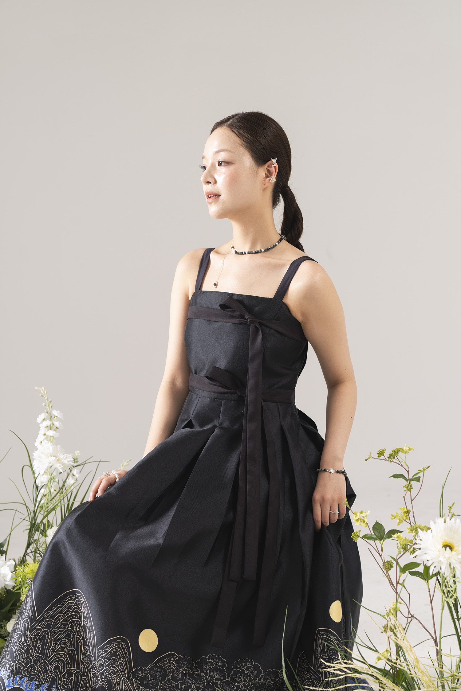 Obsidian Bloom – Necklace - Image 4