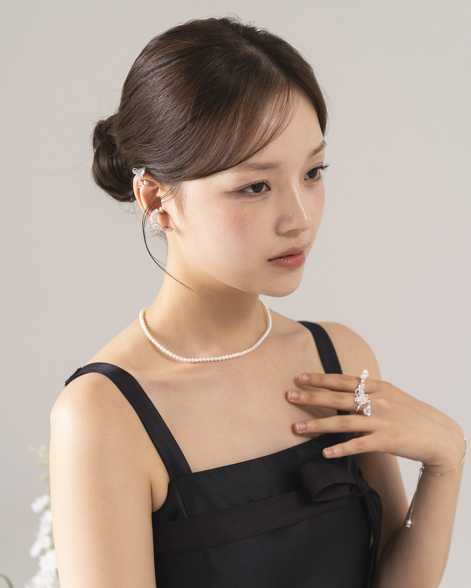 Lunar Spring – Trace Ear Cuff Earring - Image 3