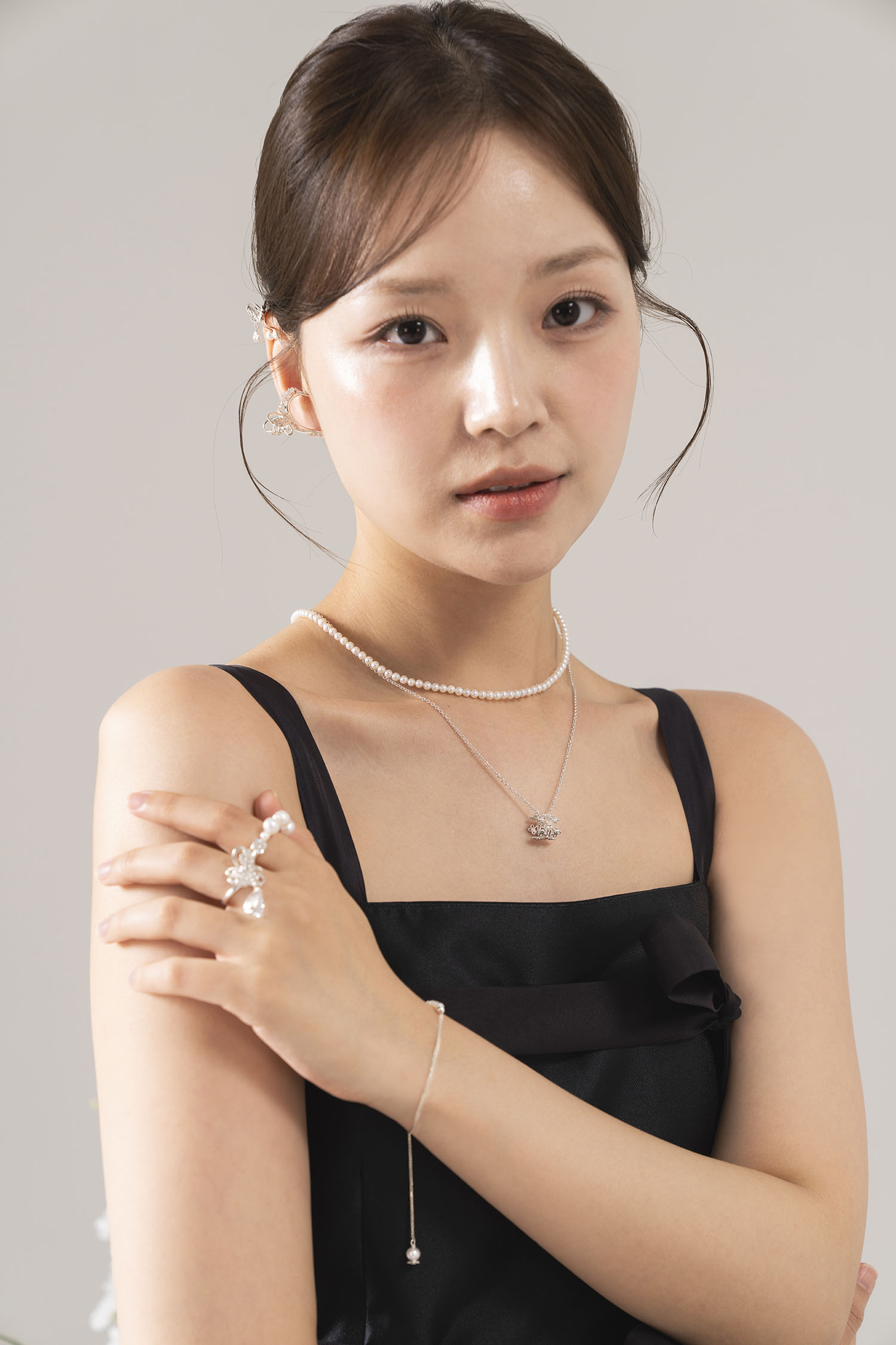 Lunar Spring – Trace Ear Cuff Earring - Image 4