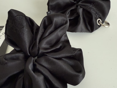 SOUL HAIR SCRUNCHIE