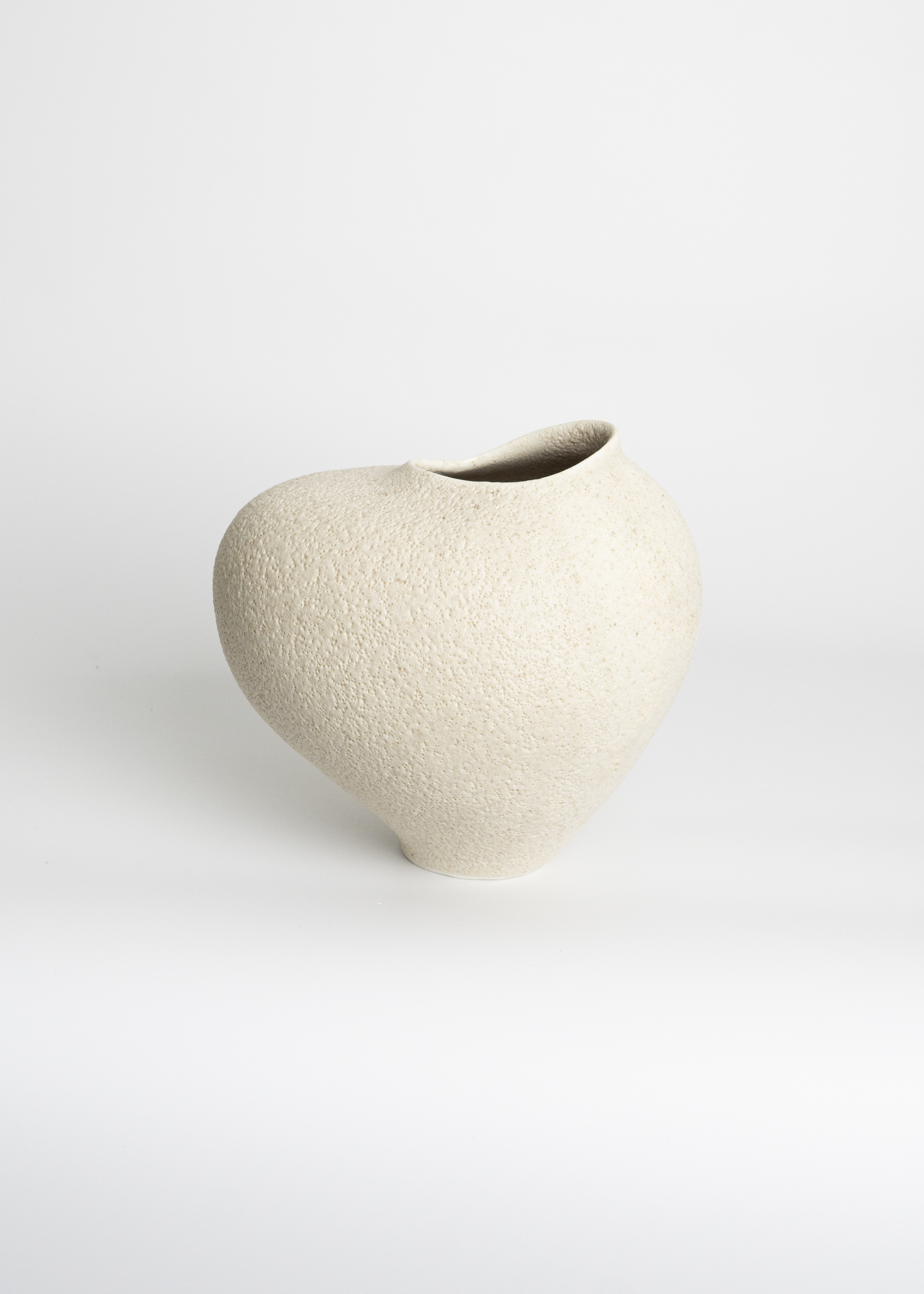 Stone vase 03 - Image 2