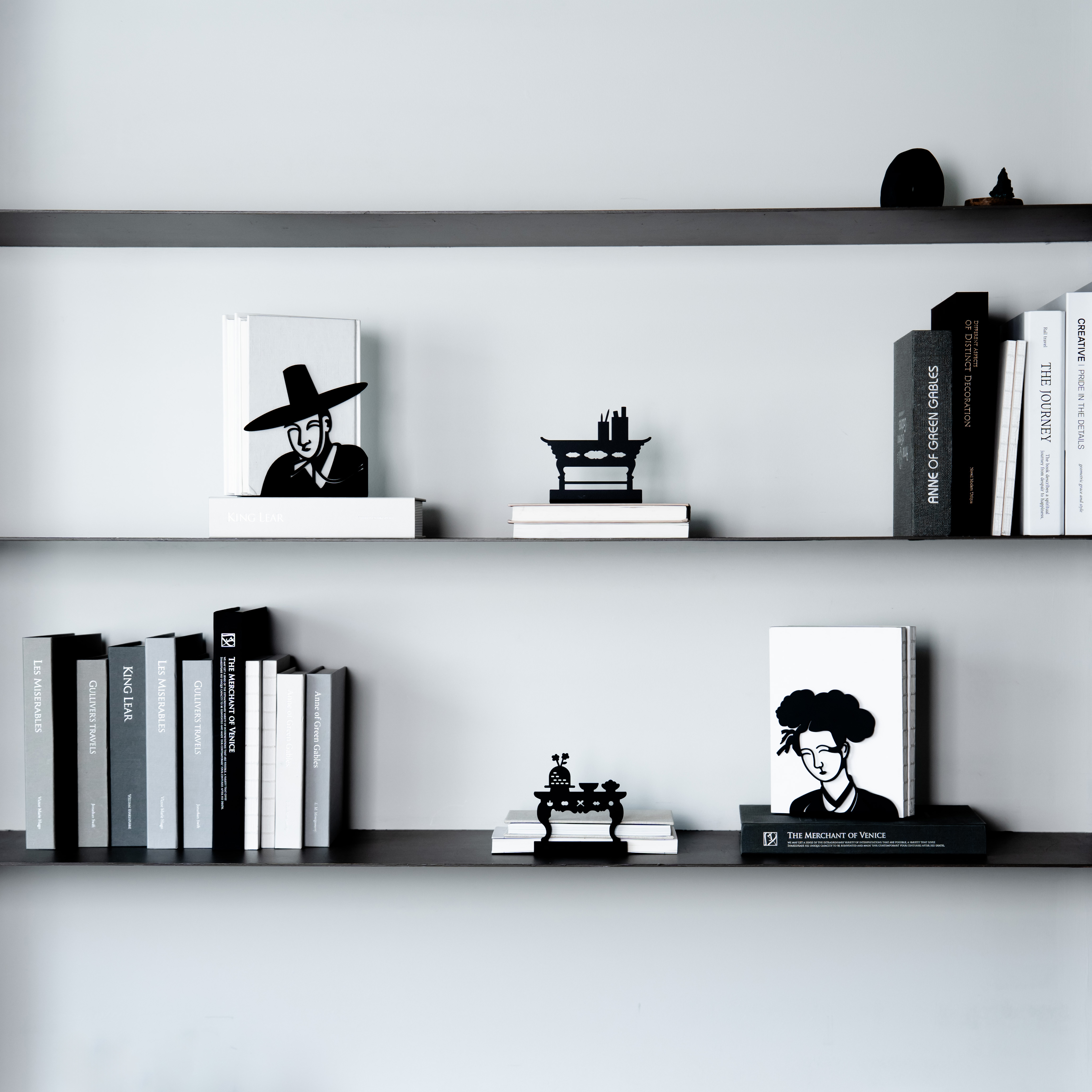 The Bookish Man Bookend - Image 5