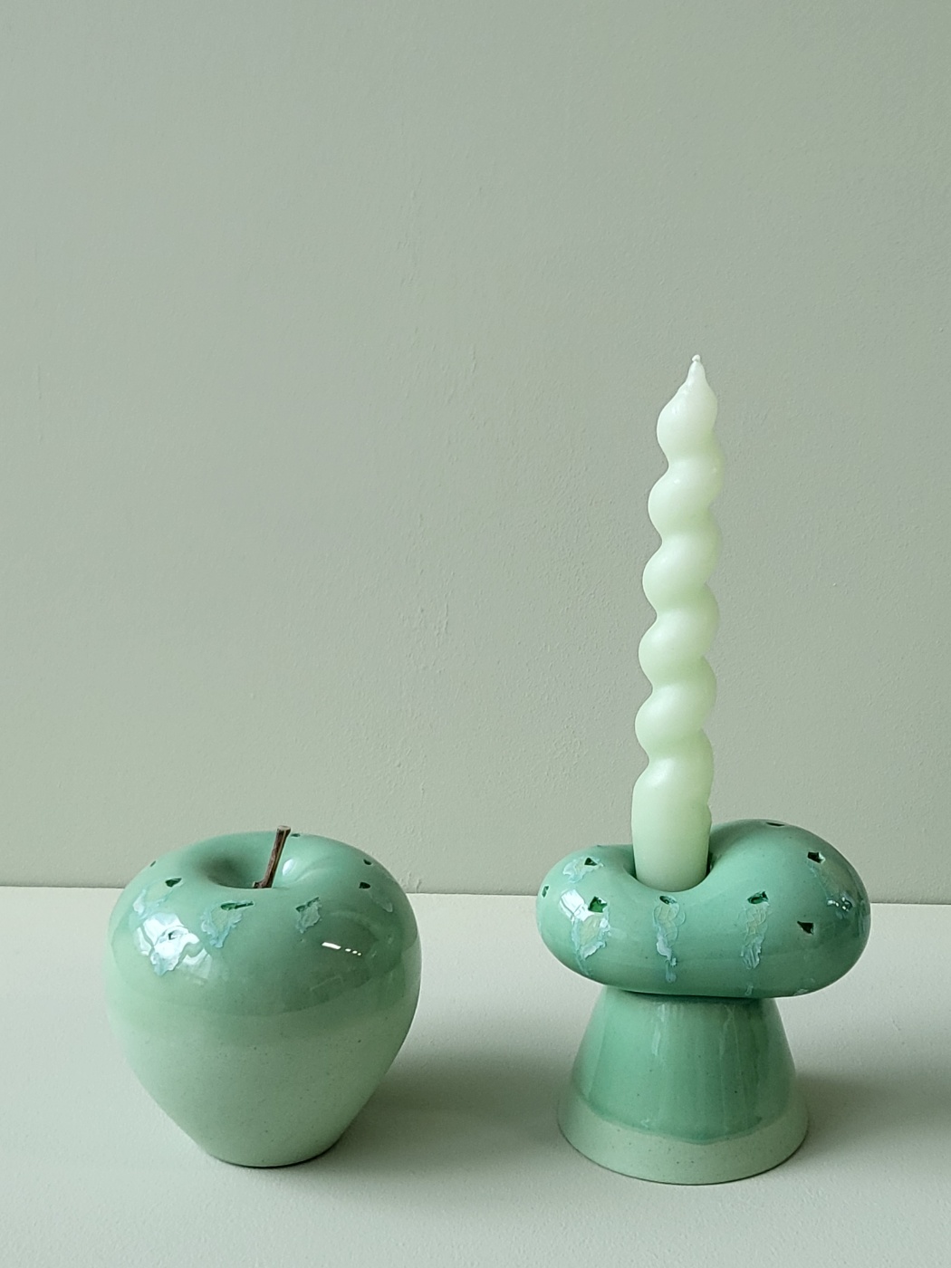 Jade-Candle Holder