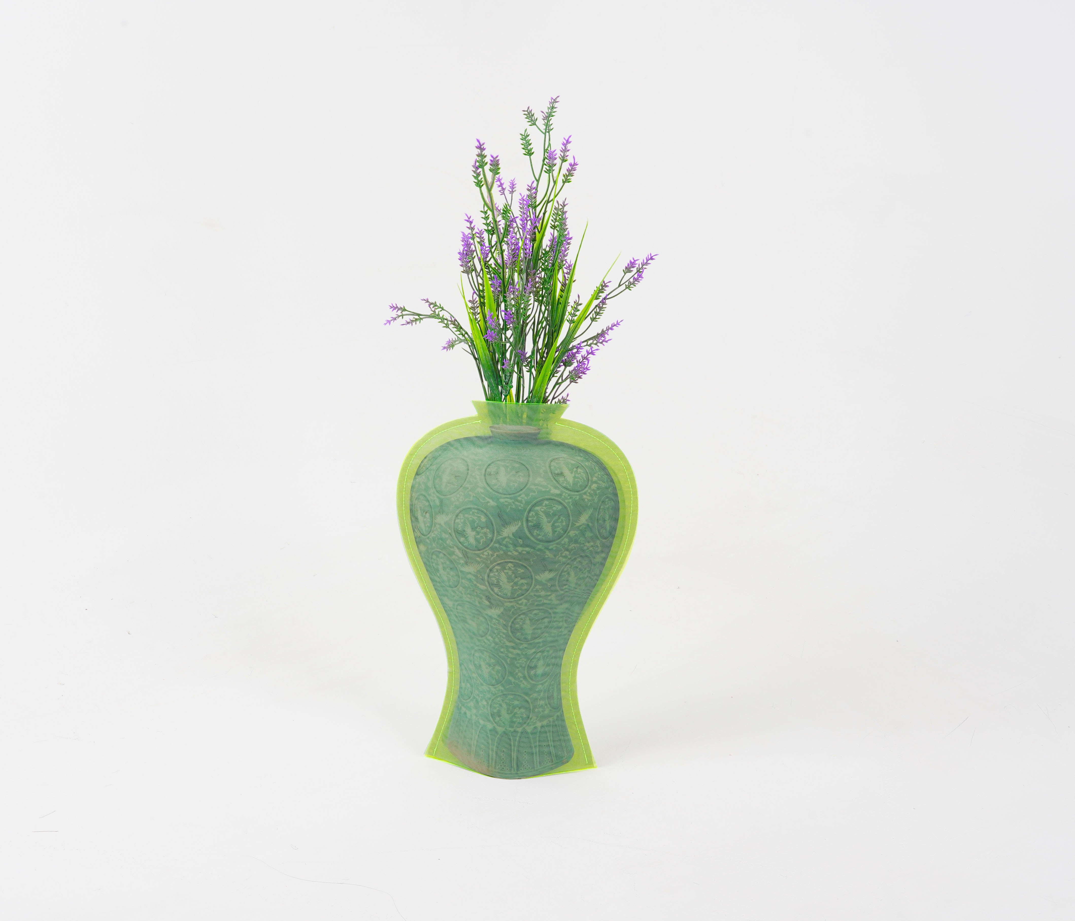 Celadon Maebyeong  with Inlaid Clouds and Cranes Design