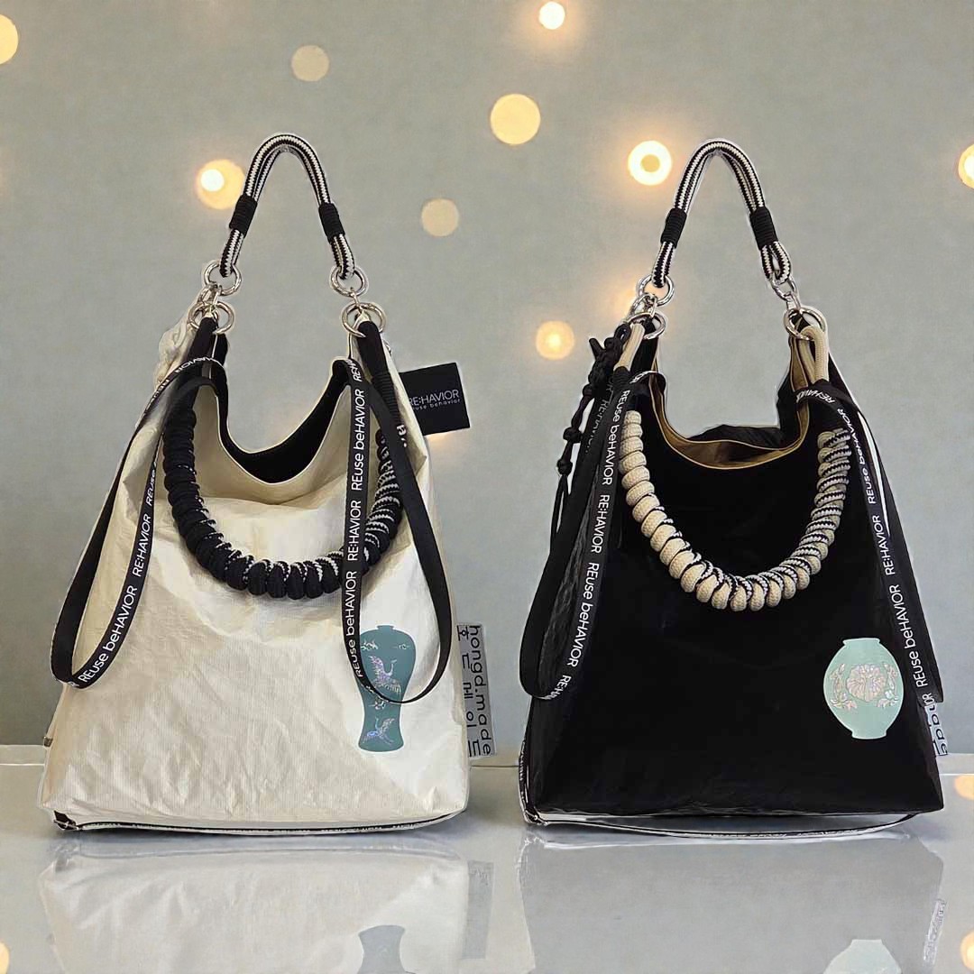 m.o.p  hobo bag _ Celadon/Moon jar