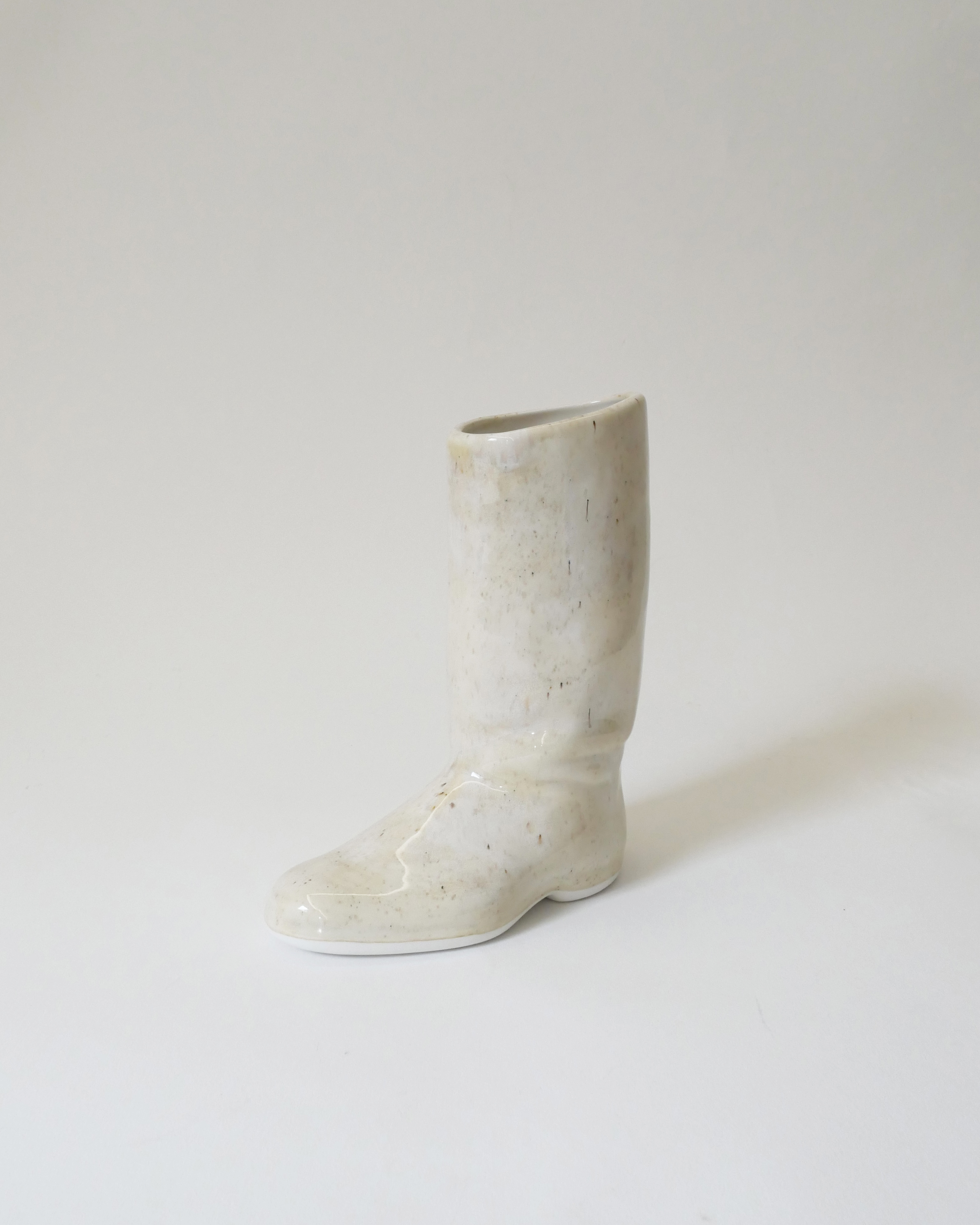 Boots vase-ivory - Image 2