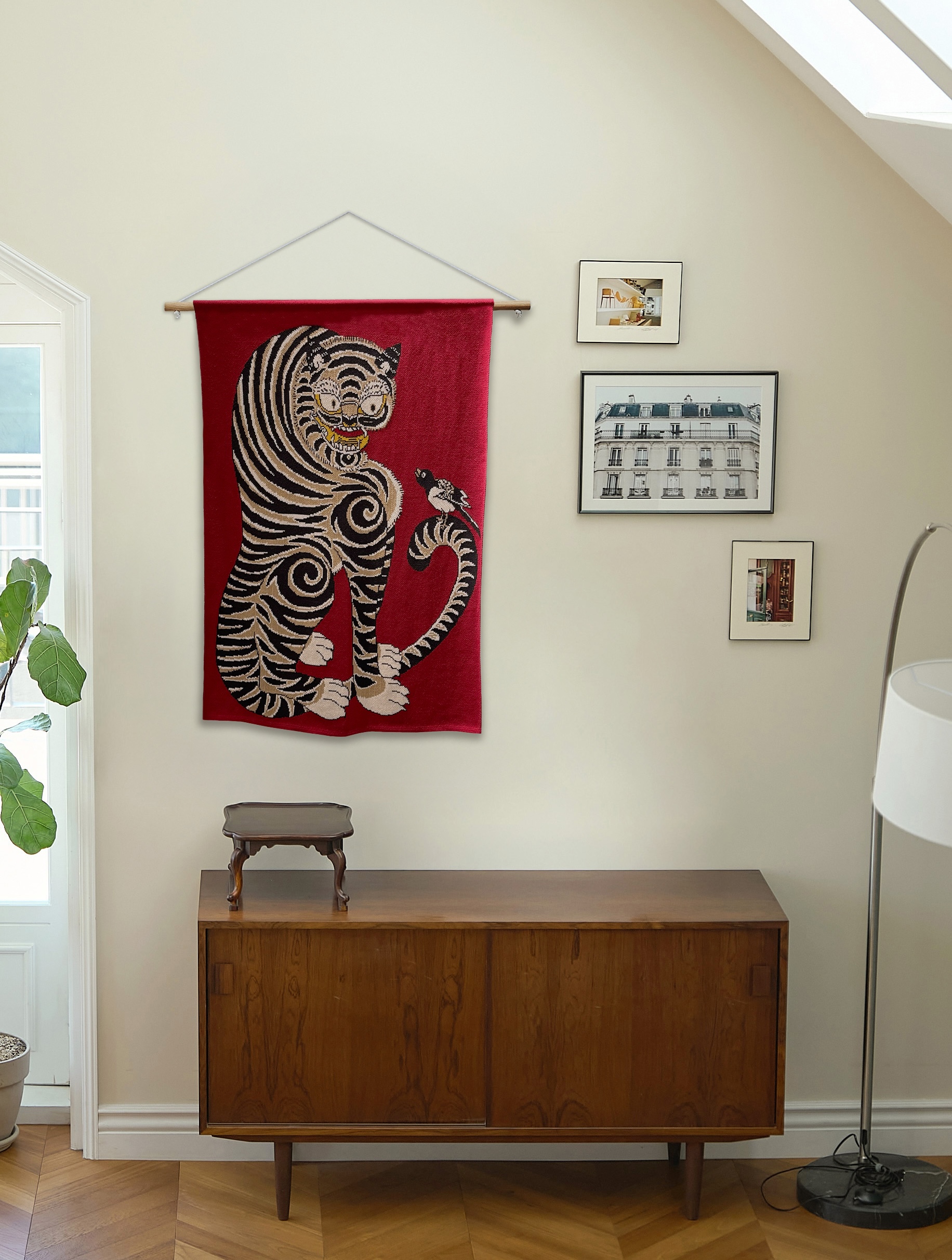 Tiger and Magpie Blanket - Image 4