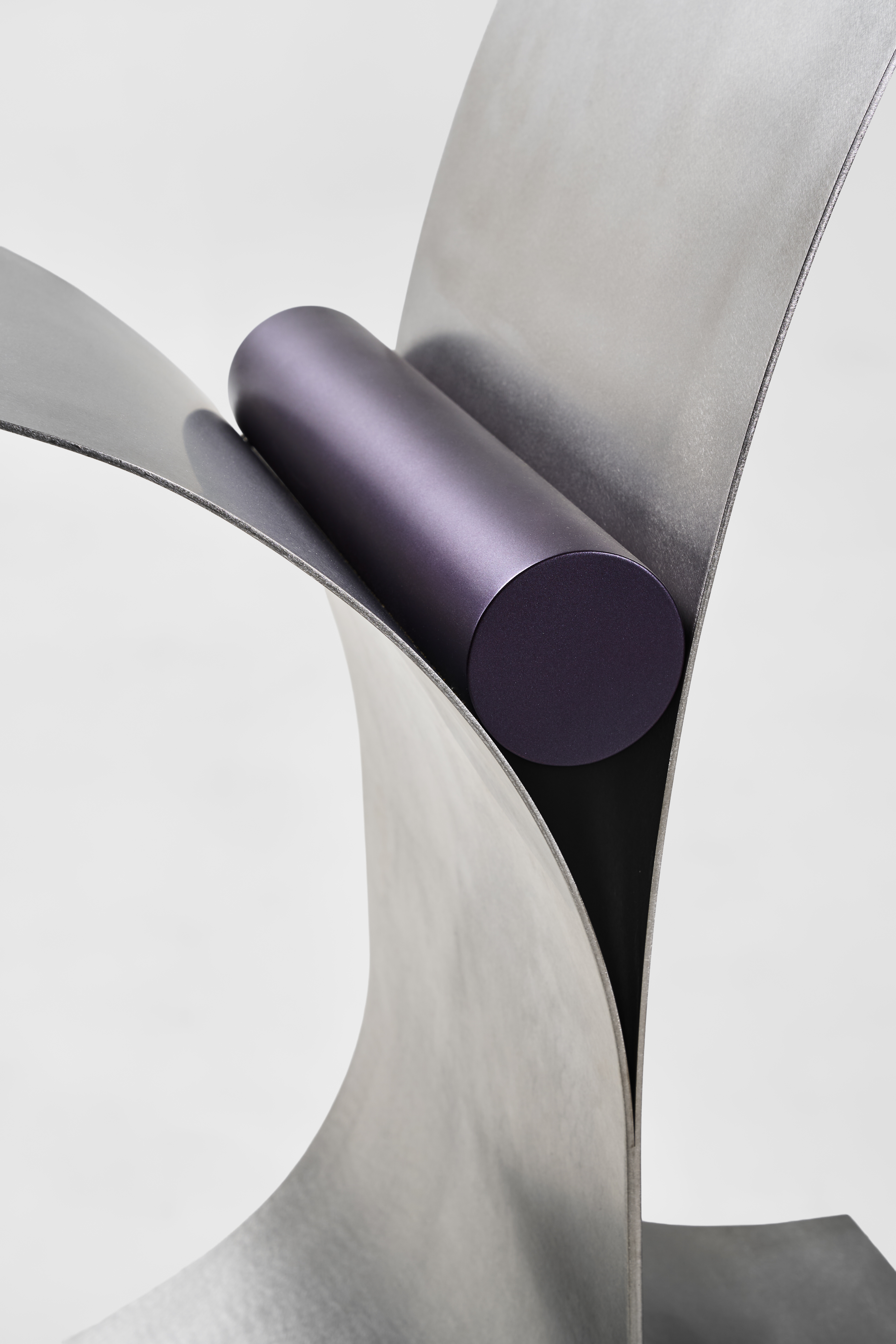 Diverging moment in purple - Image 4