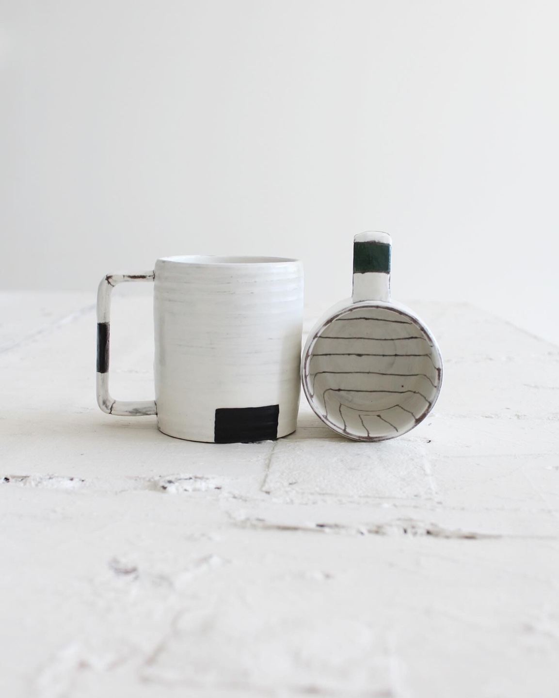 Vintage Cup (Partial Cloloring)