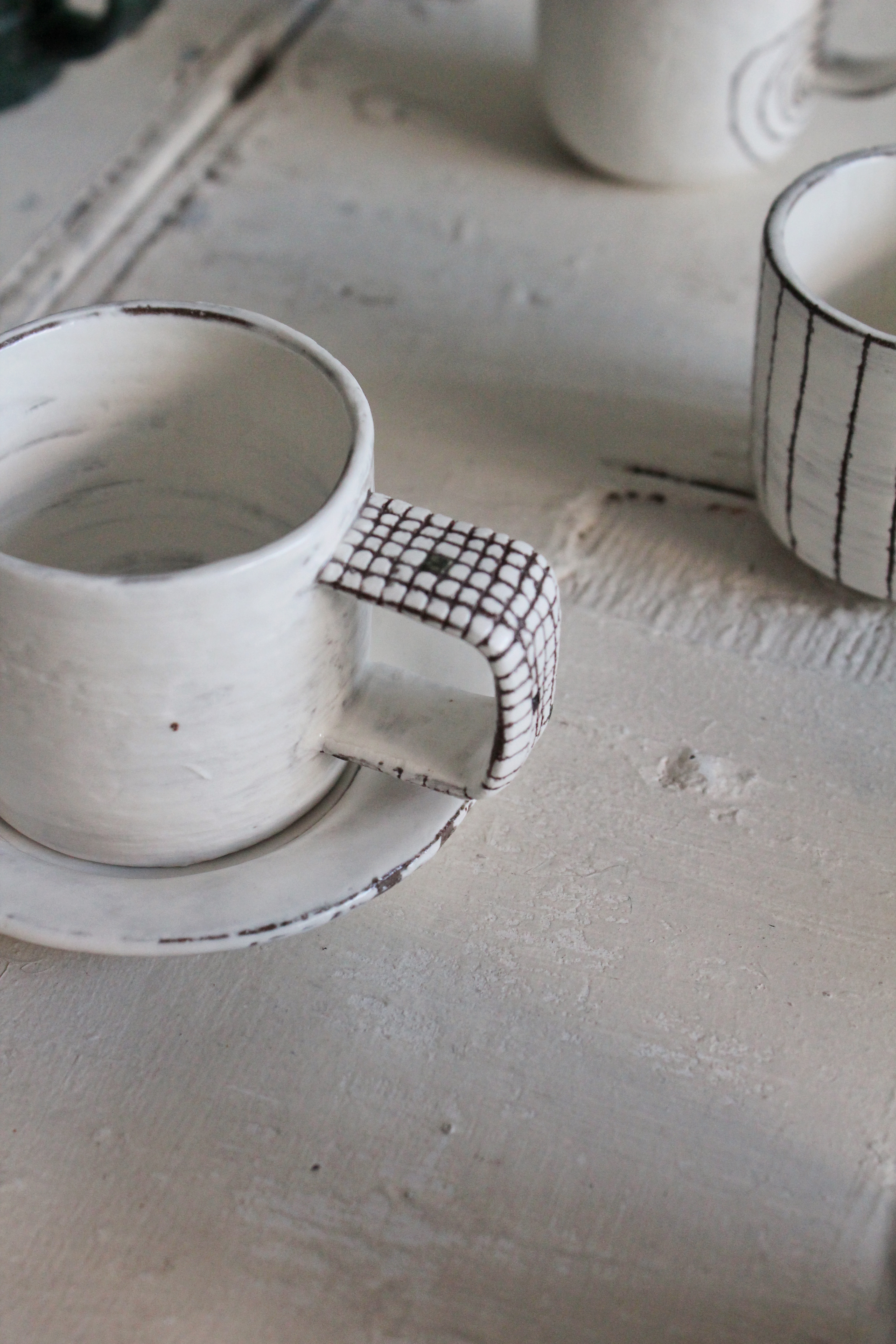 Vintage dish for cup all white - Image 5