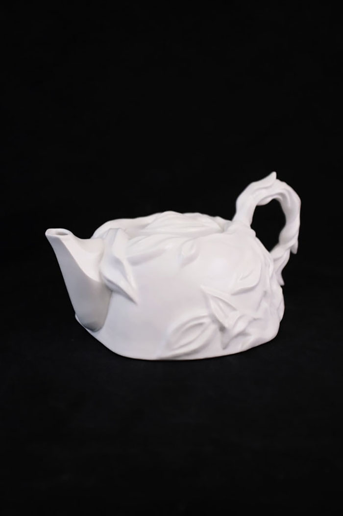 fluttering petals_teapot - Image 3