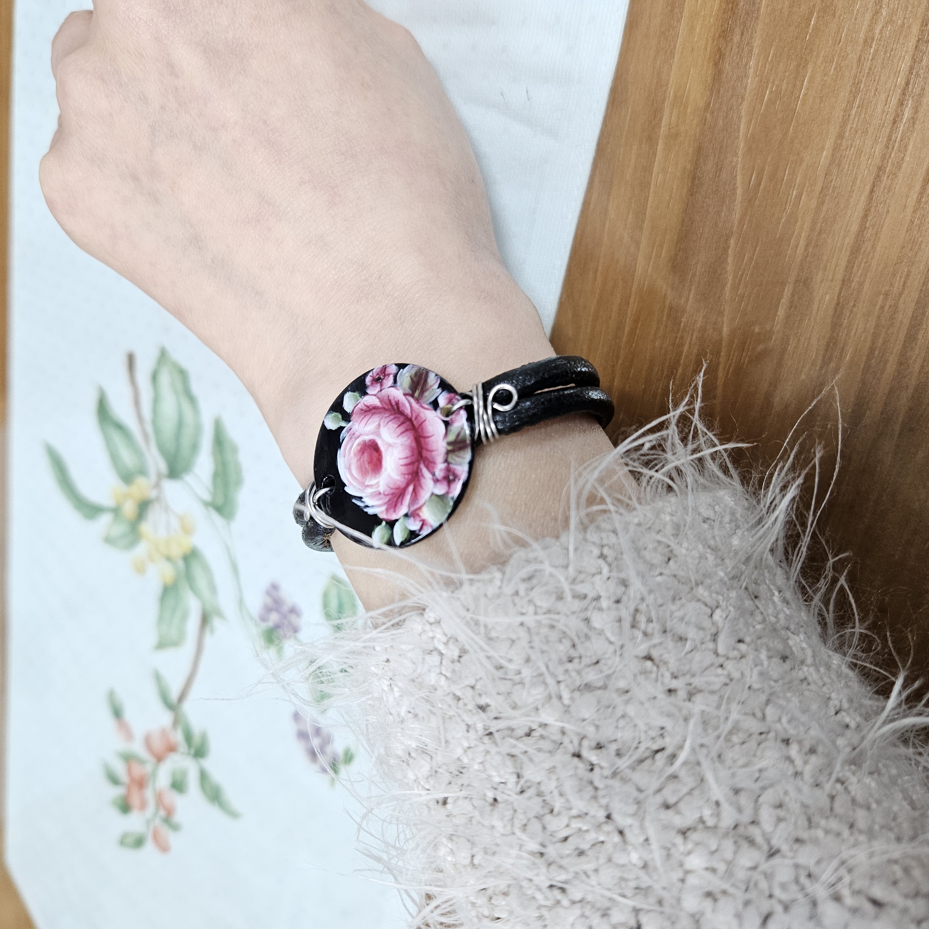 Folk Art Rose Bracelet - Image 2