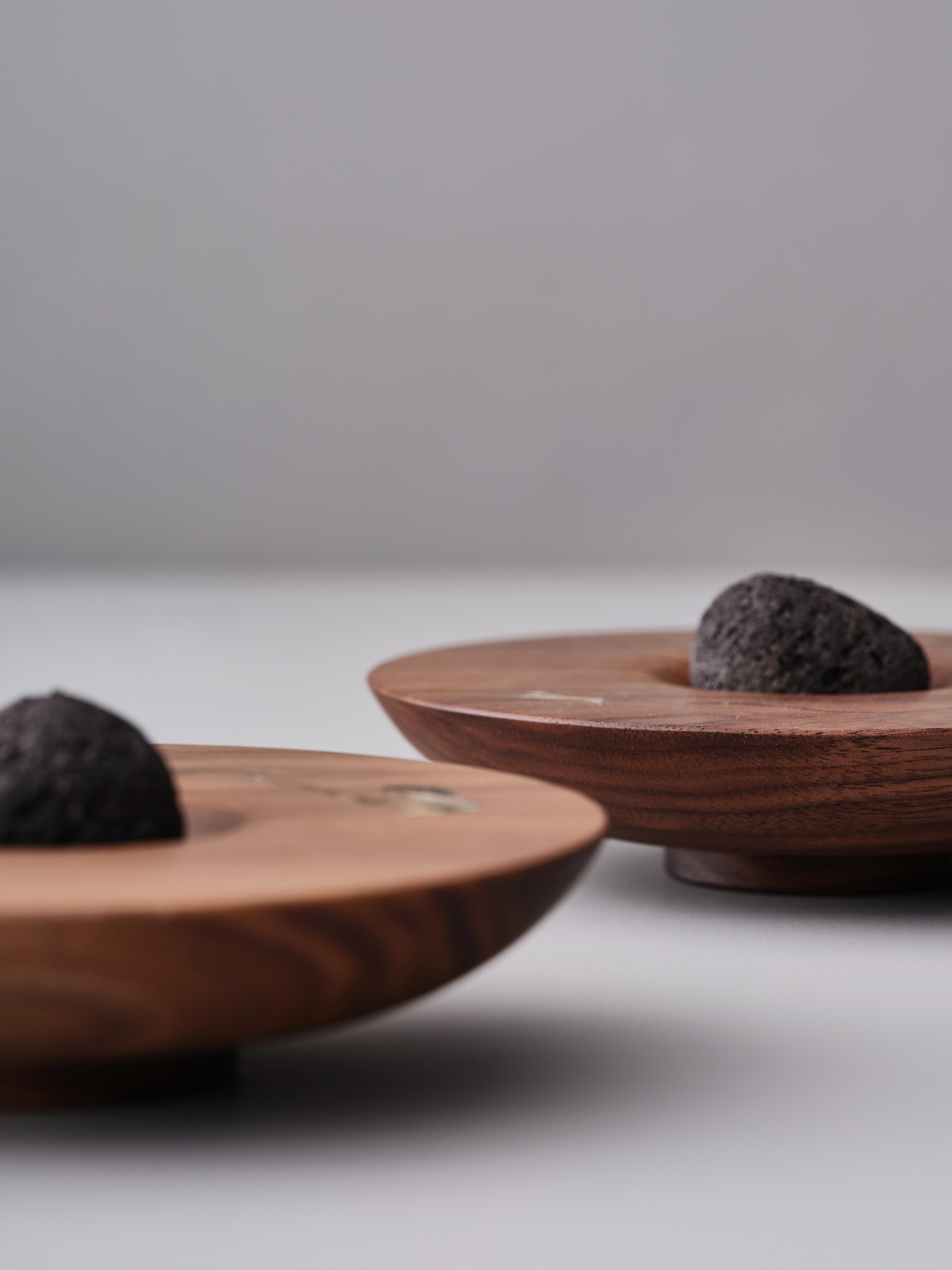 Incense holder with animals - Image 3